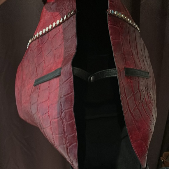 Red Hand bag - Purse - Picture 5 of 7